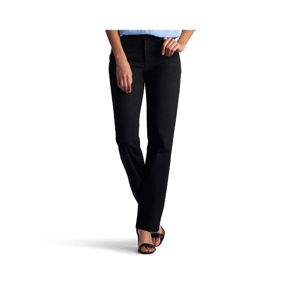 Lee Women's 100% Cotton Relaxed Fit Jeans, Black, Size 4 (Petite)